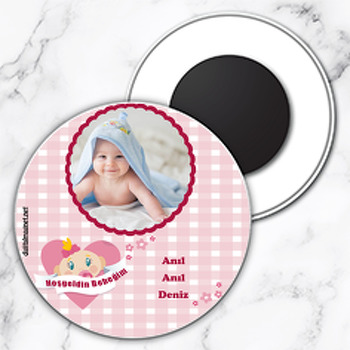 Kız Bebek İçin Sevimli Ayıcık ve Kelpli Temalı Hoşgeldin Bebek Daire Plastik Magnet
