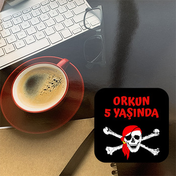 Korsan Kuru Kafa Temalı Bardak Altlığı