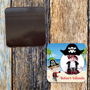 Korsan Temalı Kare Magnet