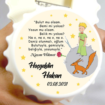 Küçük Prens ile Tilki Krem Fon Temalı Kapak Şekilli Magnet Açacak