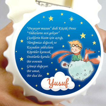 Küçük Prens ile Tilki Şiir Alıntılı Lacivert Fon Temalı Kapak Şekilli Magnet Açacak