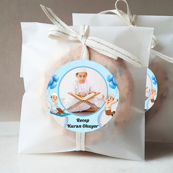 Kuran Okuyorum Mavi Temalı Resimli Sticker