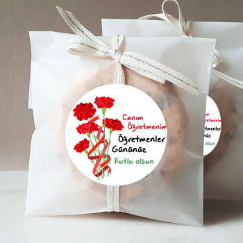 Kurdeleli Kırmızı Karanfiller ile Öğretmenler Günü Temalı Sticker