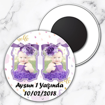 Lila Kurdela Temalı Resimli Daire Plastik Magnet