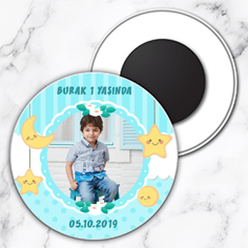 Mavi Ay Ve Yıldız Temalı Resimli Daire Plastik Magnet