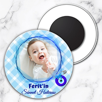 Mavi Beyaz Fonda Dalga Çerçeve ile Sünnet Nazarlık Temalı Daire Plastik Magnet