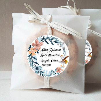 Mavi Çiçekli Kuranı Kerim ile Rahle Temalı Daire Sticker