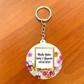 Menekşe Temalı Daire Plastik Hediyelik Anahtarlık