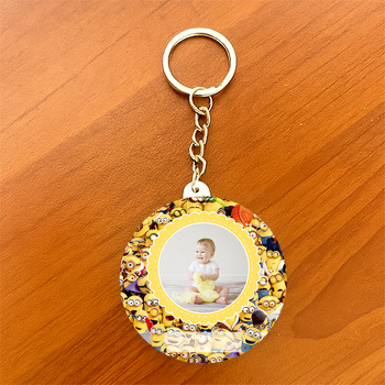 Minionlar Temalı Resimli Daire Plastik Anahtarlık