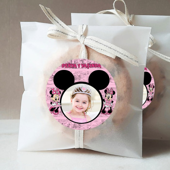 Minnie Mouse Çizgi Roman Fon Temalı Sticker