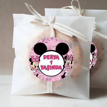Minnie Mouse Çizgi Roman Fon Temalı Sticker