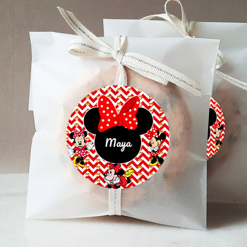 Minnie Mouse ile Zigzag Kırmızı Fon Temalı Sticker