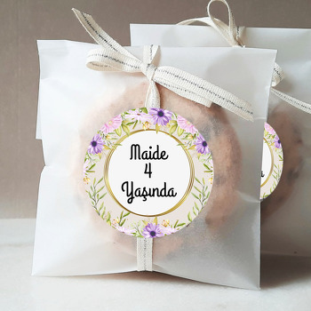 Mor Çiçekler ile Gold Çerçeve Temalı Sticker
