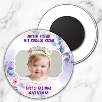 Mor Çiçekler Temalı Resimli Daire Plastik Magnet