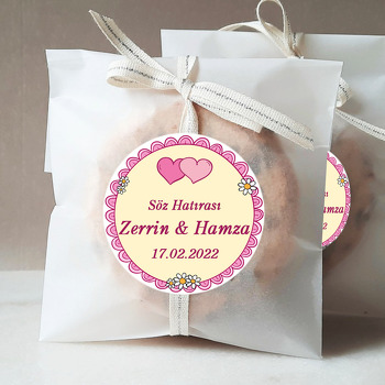 Mor Pembe Kalpler ile Papatyalar Temalı Sticker