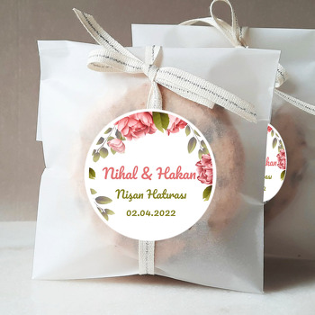 Natural Pembe Gül ile Yaprakları Temalı Sticker