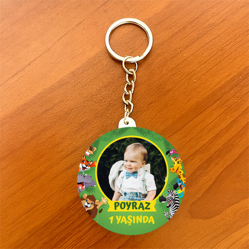 Neşeli Hayvanlar ile Yeşil Yapraklar Temalı Daire Plastik Anahtarlık