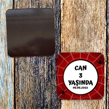 Örümcek Kırmızı Fon Temalı Kare Magnet