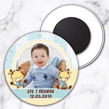 Papyonlu Zürafa Temalı Resimli Daire Plastik Magnet