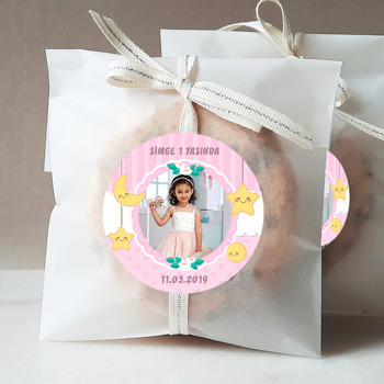 Pembe Ay Ve Yıldız Temalı Resimli Sticker