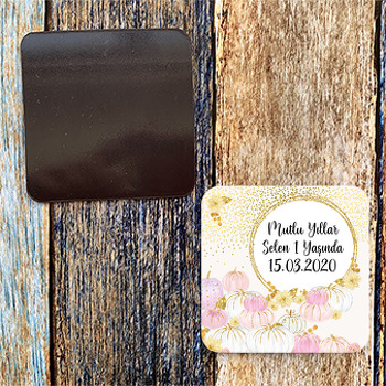 Pembe Balkabağı Temalı Kare Doğum Günü Magnet