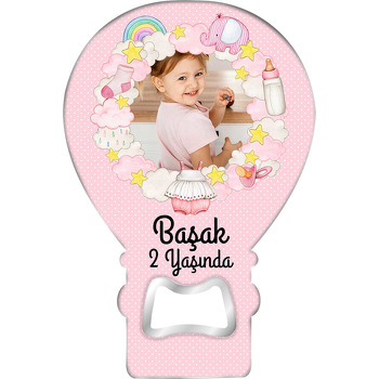 Pembe Beyaz Bulut Çerçeve ile Bebek Kıyafeti Temalı Balon Ahşap Magnet 