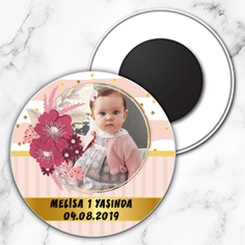 Pembe Çiçek Çerçeve Temalı Resimli Daire Plastik Magnet