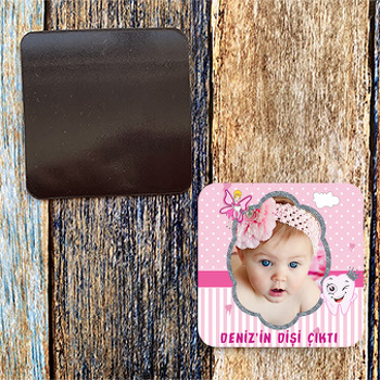 Pembe Diş Buğdayı Temalı Kare Magnet