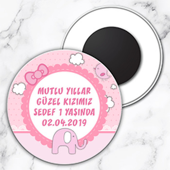 Pembe Fiyonk Temalı Daire Plastik Magnet