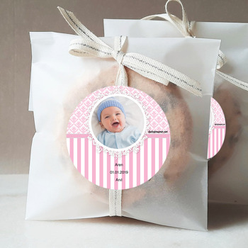 Pembe Fonlu Temalı Bebek Sticker