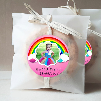 Pembe Gökkuşağı  Temalı Resimli Sticker