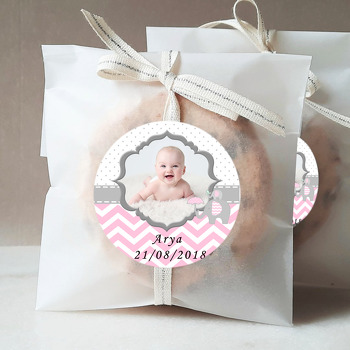 Pembe Gri Fil Temalı Resimli Sticker