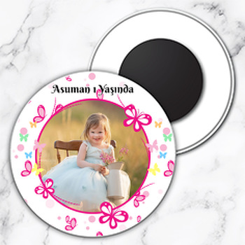 Pembe Kelebekler Temalı Resimli Daire Plastik Magnet