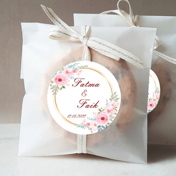 Pembe Kır Çiçekleri ile Gold Çerçeve Temalı Sticker
