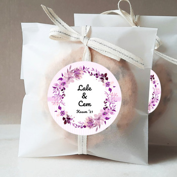 Pembe Kır Çiçekleri ile Puantiye Fon Temalı Sticker