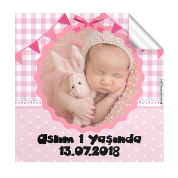 Pembe Kurdele Temalı Kare Etiket