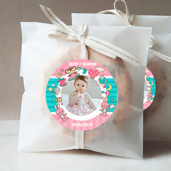 Pembe Oyuncak Tavşan Temalı Resimli Sticker