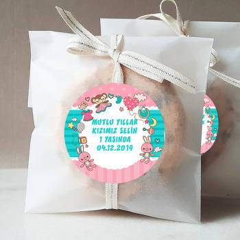 Pembe Oyuncak Tavşan Temalı Sticker