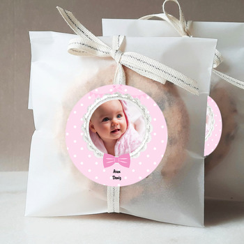 Pembe Papyon Temalı Bebek Sticker