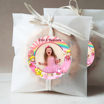 Pembe Prenses Temalı Doğum Günü Sticker