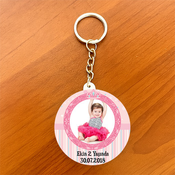Pembe Taçlı Temalı Resimli Daire Plastik Anahtarlık