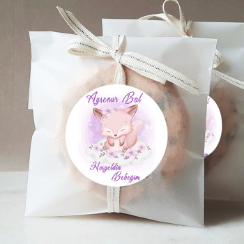 Pembe Tilki Temalı Sticker