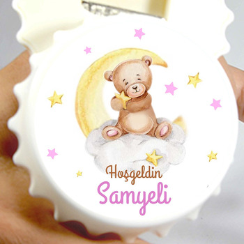 Pembe Yıldızlı Ayıcık ve Bulut Temalı Kapak Şekilli Magnet Açacak