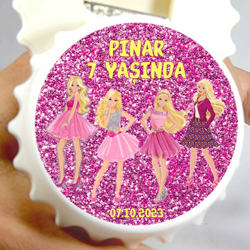 Prenses Kızlar ile Pembe Simli Fon Temalı Kapak Şekilli Magnet Açacak
