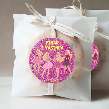 Prenses Kızlar ile Pembe Simli Fon Temalı Sticker