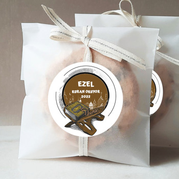 Rahlede Kuranı Kerim ile Kahverengi Fon Temalı Sticker