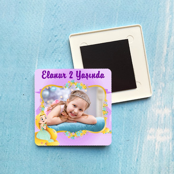 Rapunzel Temalı Kare Plastik Kare Magnet