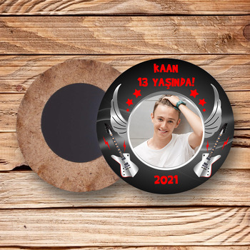 Rockstar Temalı Daire Ahşap Magnet