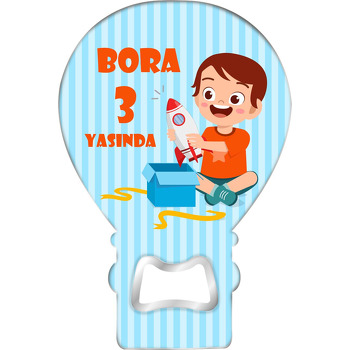 Roketli Erkek Çocuk ile Mavi Fon Temalı Balon Ahşap Magnet 