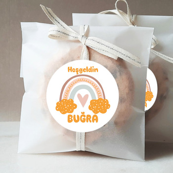 Sarı Bulutlu Gökkuşağı Temalı Sticker